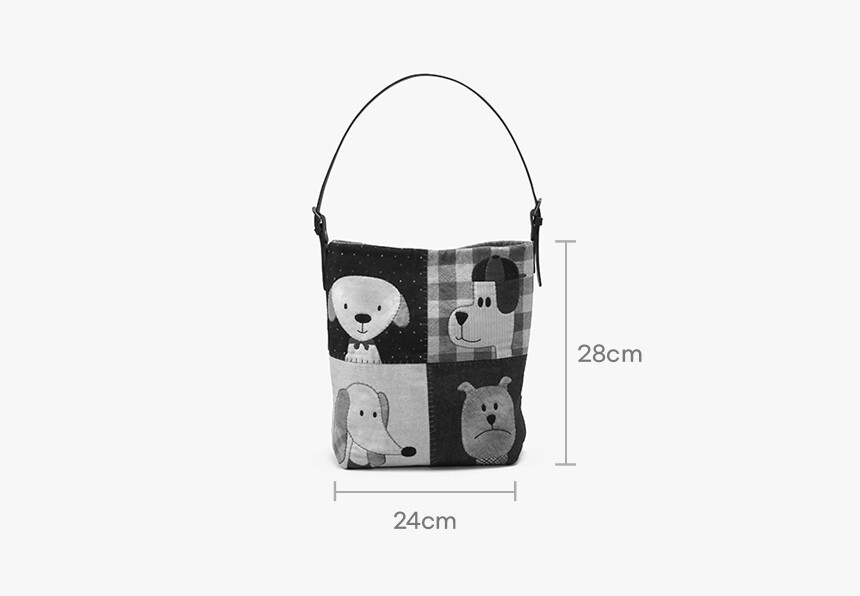 퍼피 숄더백 가로 24cm 세로 28cm 사이즈 안내