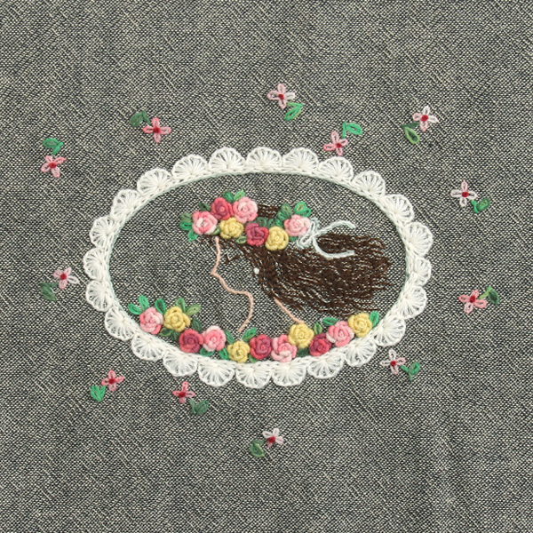 [바이핸즈] 로즈소녀 자수 커트지 완제품 18cm x 14cm - 그레이