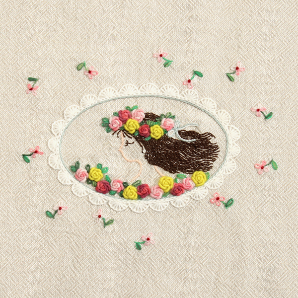 [바이핸즈] 로즈소녀 자수 커트지 완제품 18cm x 14cm - 베이지내츄럴