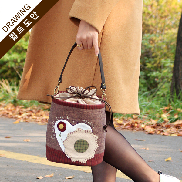 [바이핸즈] 퀼트도안 - 럭키런치박스