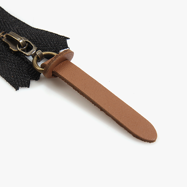 [바이핸즈] 청동 끼움 가죽 지퍼텍 - 탄