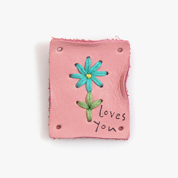 [장식부자재] 데이지꽃 자수 워싱 천연 가죽라벨 - 핑크 (개)