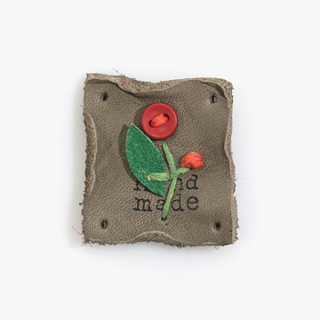 [장식부자재] 버튼꽃 자수 워싱 천연 가죽라벨 - 카키 (개)