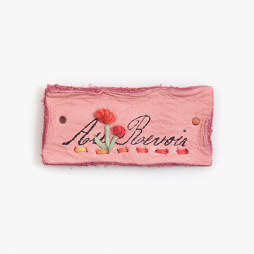 [장식부자재] 폼폼꽃 자수 워싱 천연 가죽라벨 - 핑크 (개)