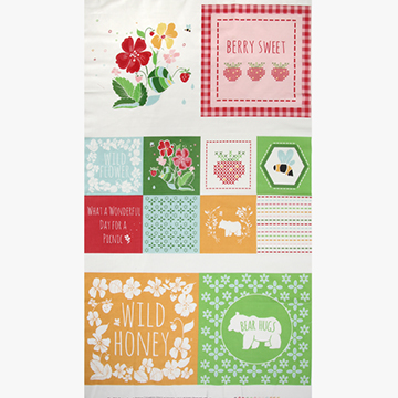 [라일리블레이크] 스트로베리 허니 패널 프린트 커트지 110cm x 60cm - 화이트 (개)