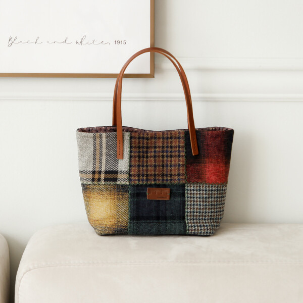 [바이핸즈] 퀼트패키지 가방 - 울체크 핸드메이드 토트백