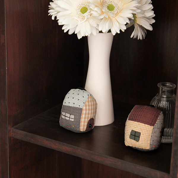 [바이핸즈] 퀼트패키지 소품 - 하우스 키링 2개 세트