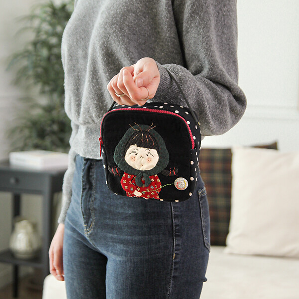 [바이핸즈] 퀼트패키지 소품 - 딸기소녀 핸들 파우치