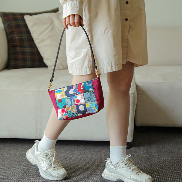 [바이핸즈] 퀼트패키지 가방 - 하프린넨 스퀘어 미니백