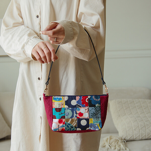 [바이핸즈] 퀼트패키지 가방 - 하프린넨 스퀘어 미니백