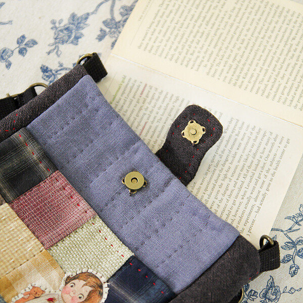 [바이핸즈] 퀼트패키지 가방 - 감성체크 숄더백